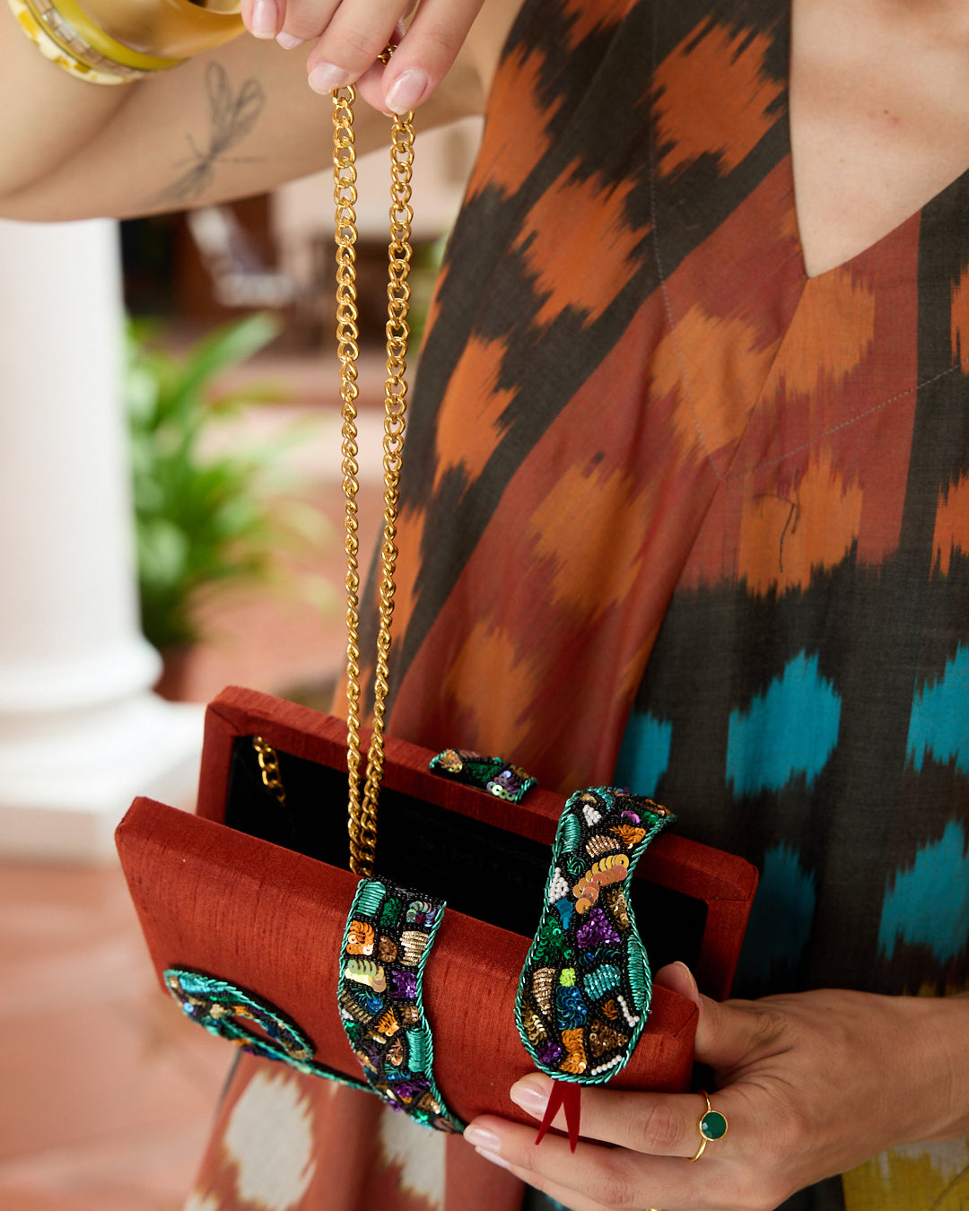 Spice Kaa Clutch