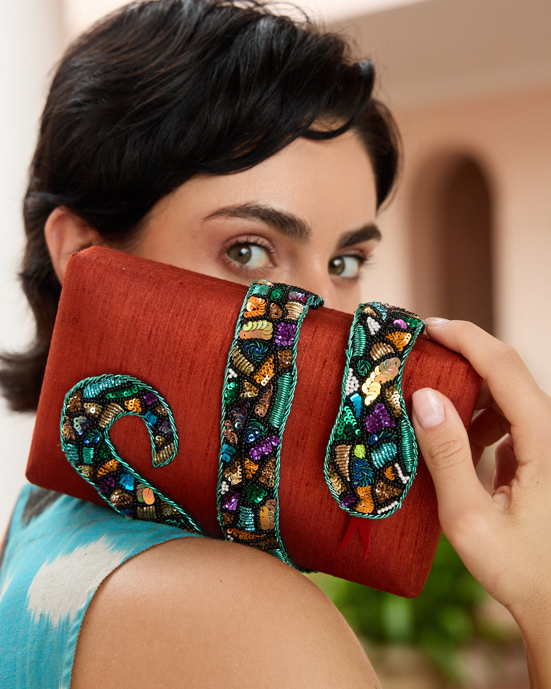 Spice Kaa Clutch