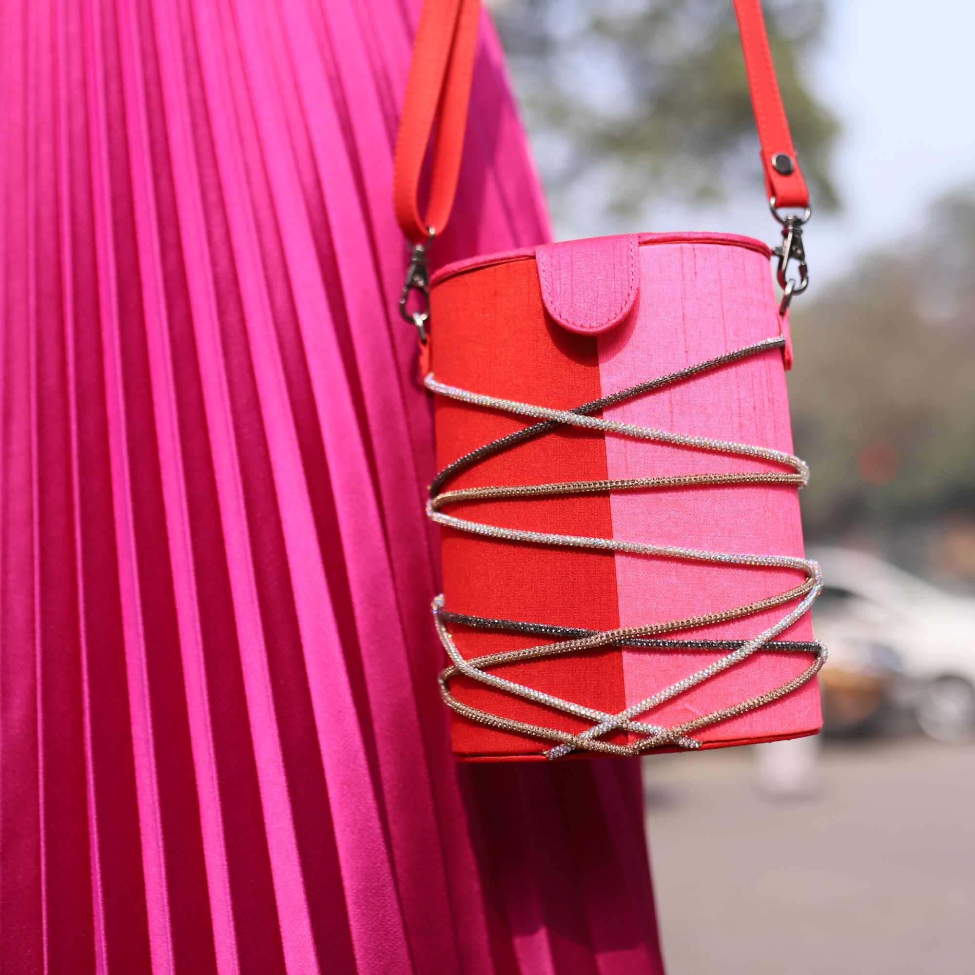 Gulaab Knotty Bucket Bag