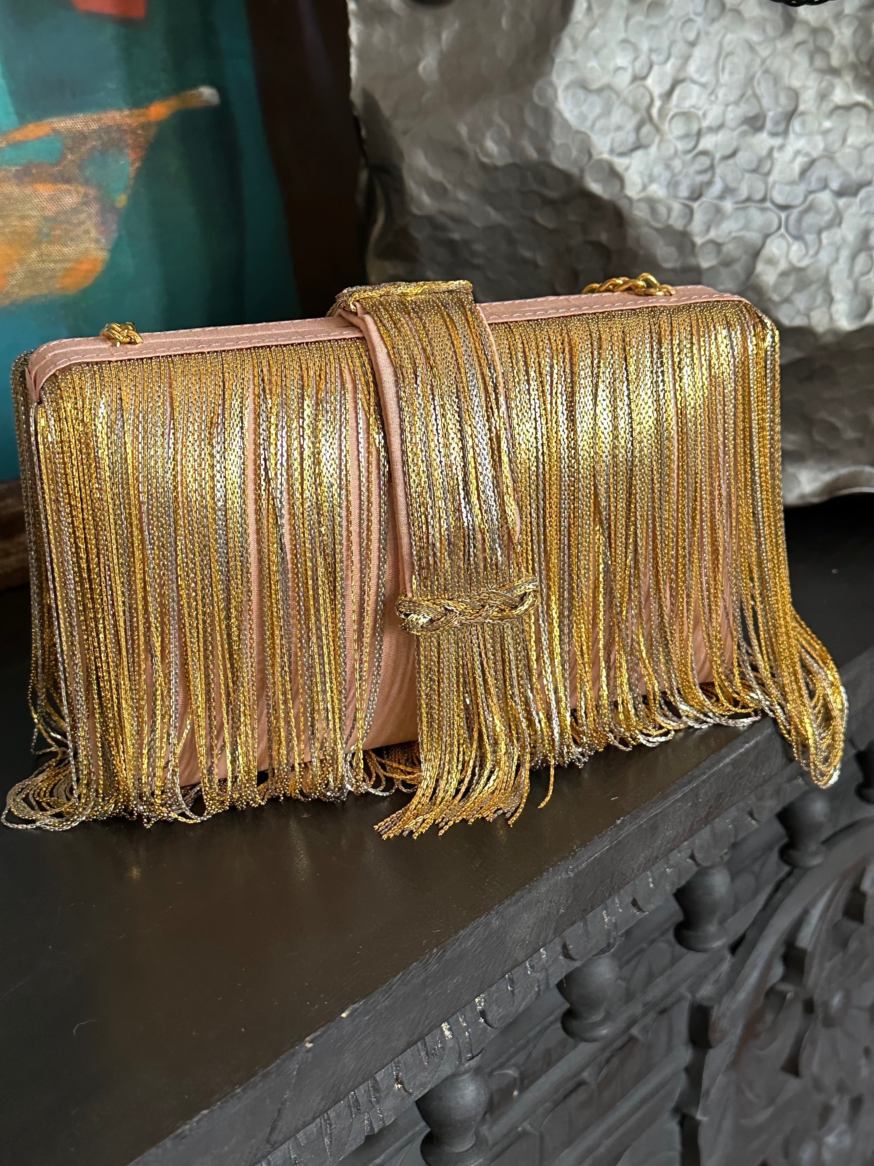 Blush Chunky Clutch Sample - Warehouse Sale