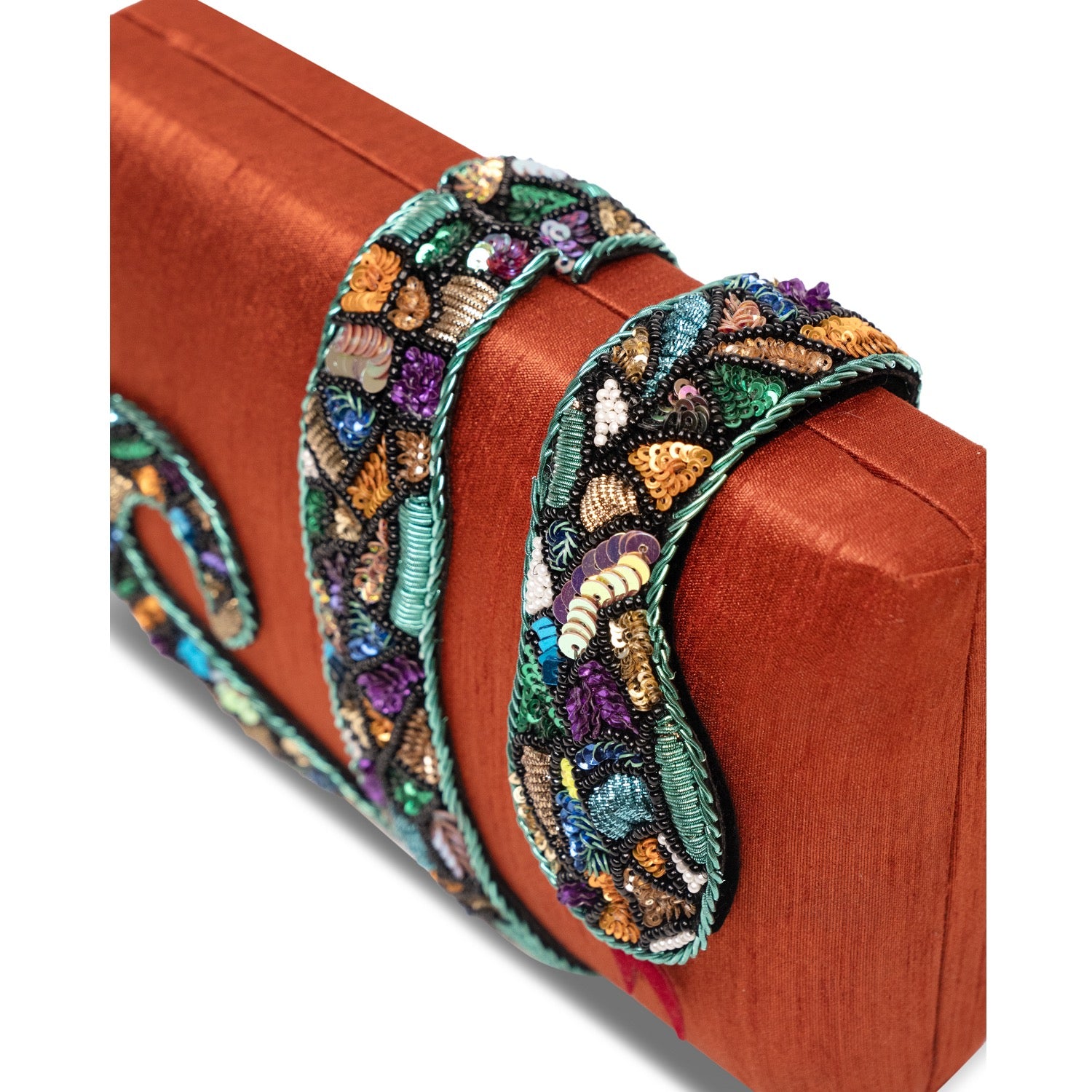 Spice Kaa Clutch