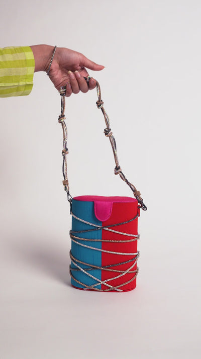 Very Knotty Bucket Bag